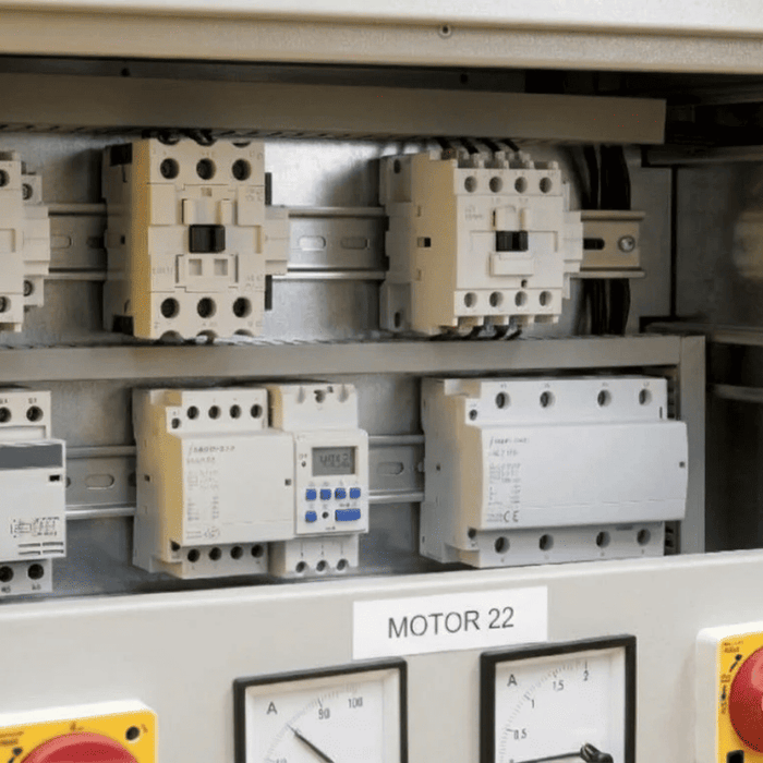 Why Does the Breaker Trip When the Contactor Turns On?